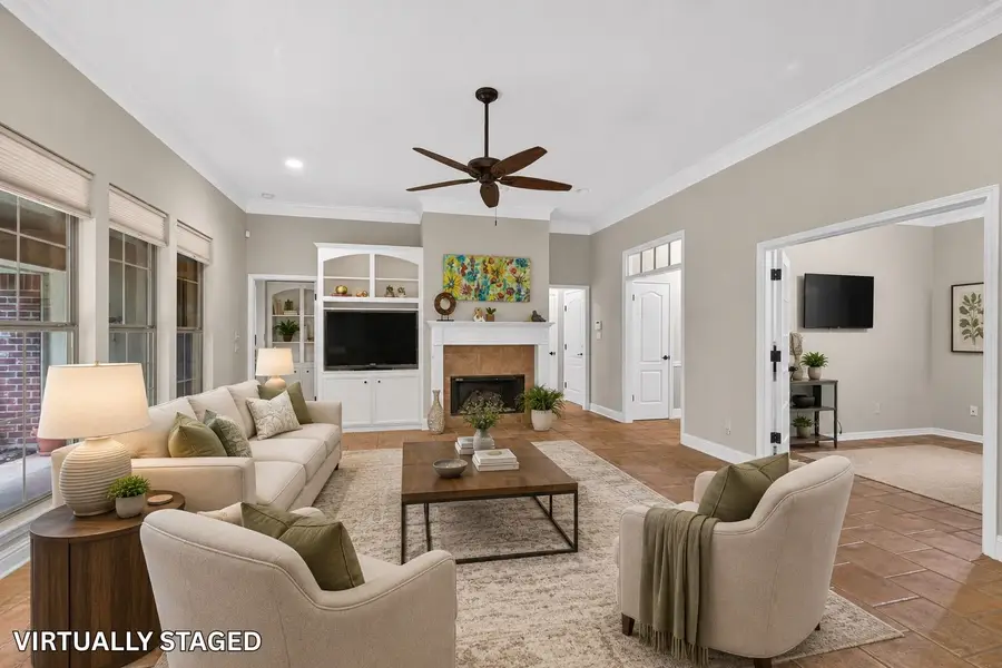 323 Oakland Place, Bossier City, LA 71112 - #2