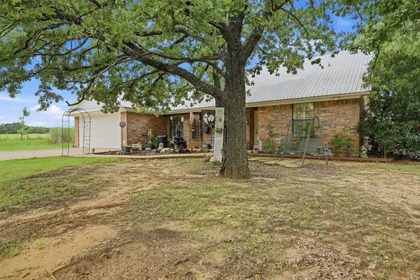 7277 W Line Road, Collinsville, TX 76233