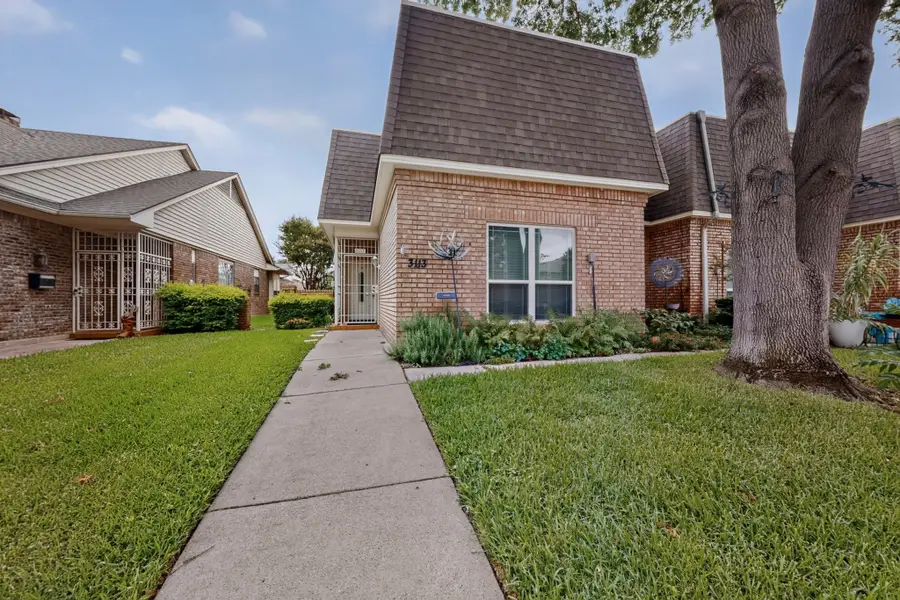 3113 Stonehenge Lane, Carrollton, TX 75006 - #2