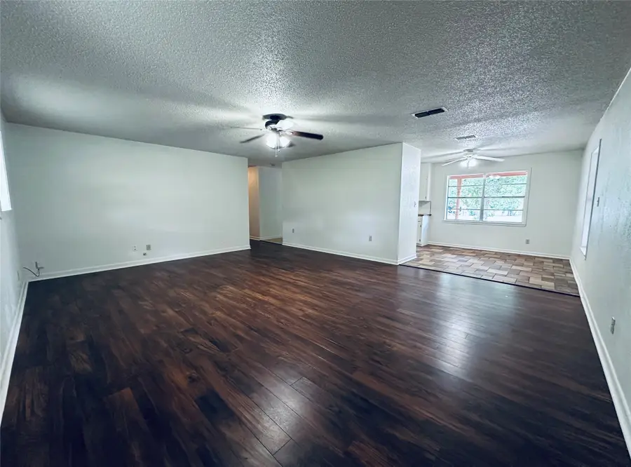 303 N Victor Street, Comanche, TX 76442 - #2