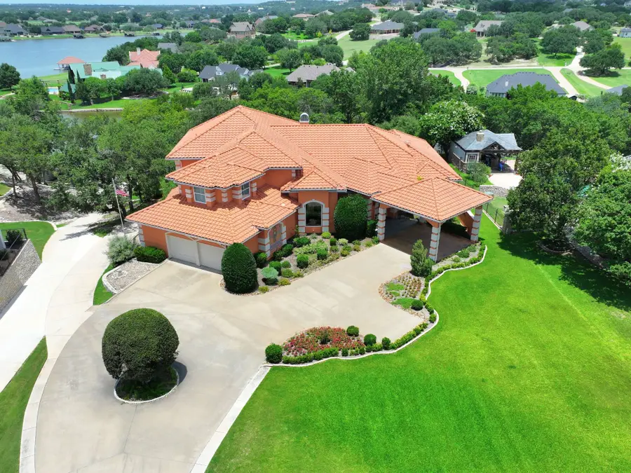 2002 W Emerald Bend Court, Granbury, TX 76049 - #2