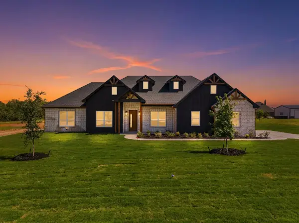 508 Ashlow Court, Springtown, TX 76082