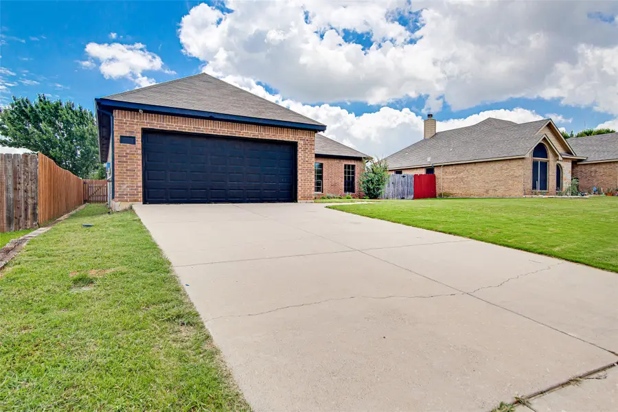 1015 Christine Street, Keene, TX 76031 - #3