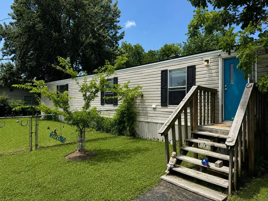 204 Mcelroy Street, Southmayd, TX 76273 - #2
