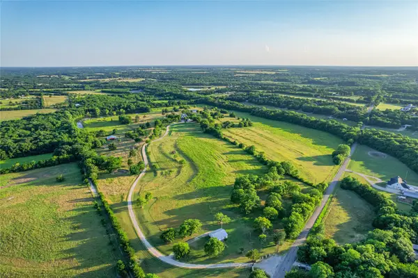 1922 A Bethel Cannon Road, Whitewright, TX 75491