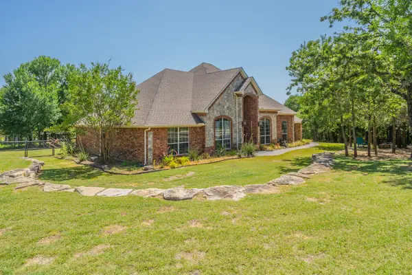 109 Overton Ridge Circle, Weatherford, TX 76088