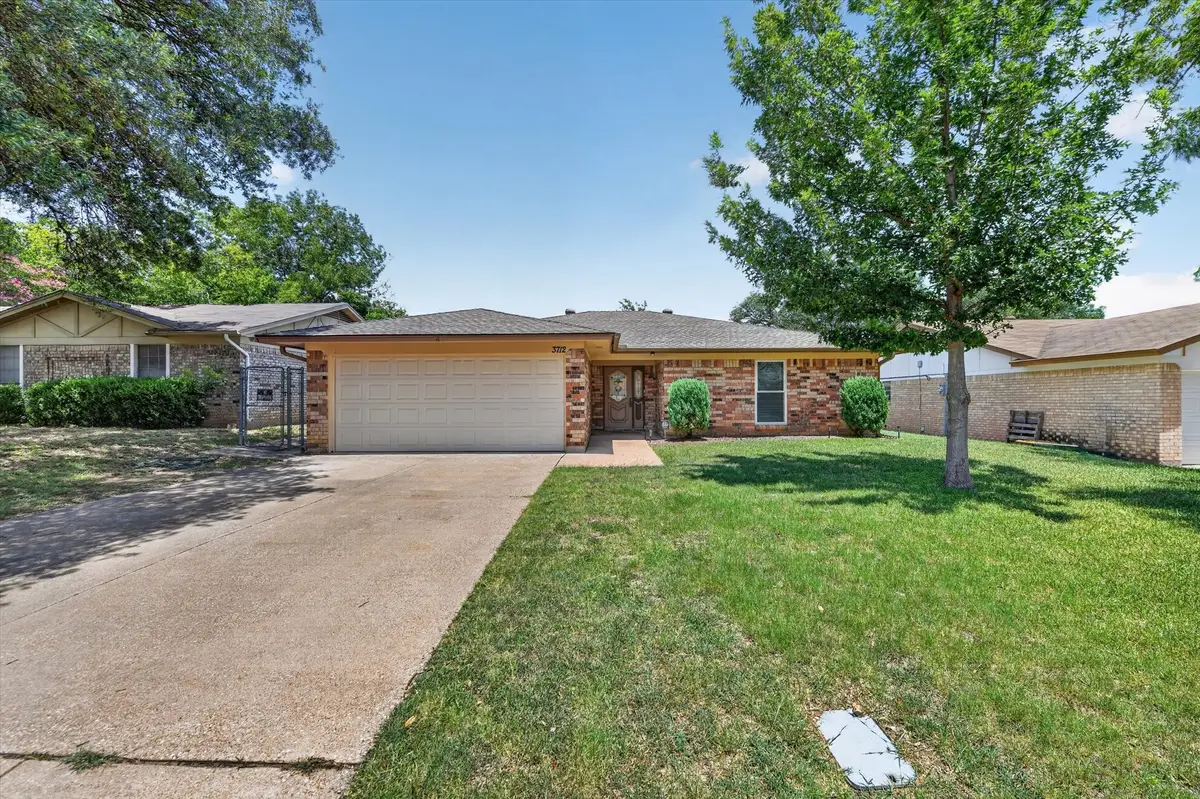 3712 Holly Springs Drive, Fort Worth, TX 76133 - #1