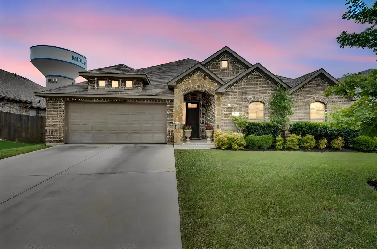 3226 Paisley Drive, Midlothian, TX 76065 - #1