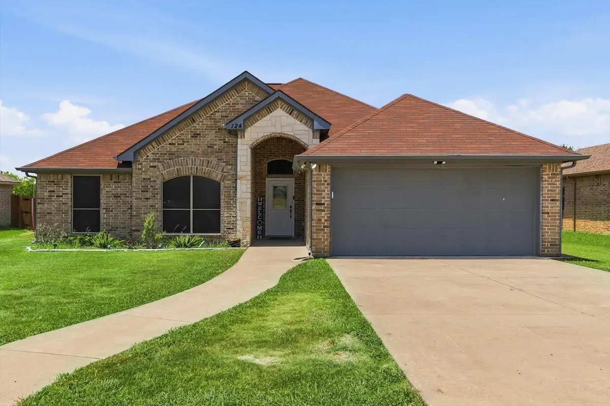 124 Chambers Creek Circle, Maypearl, TX 76064 - #1