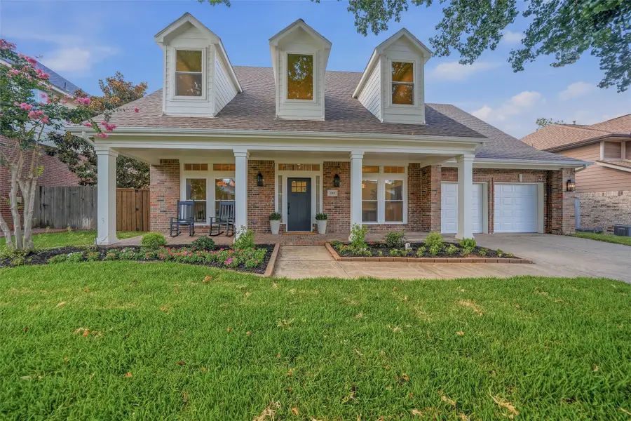 2908 Woodhaven Drive, Grapevine, TX 76051 - #3