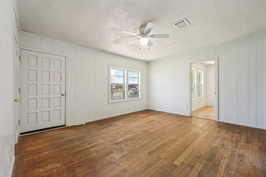 1814 Refinery Road, Gainesville, TX 76240 - #3