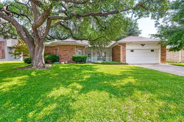 2522 Danny Lane, Farmers Branch, TX 75234