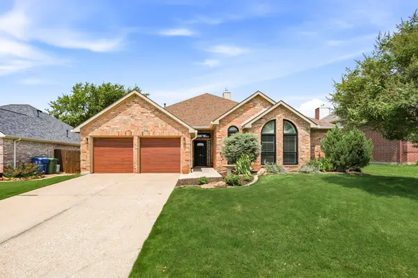 2217 Golden Arrow Drive, Flower Mound, TX 75028