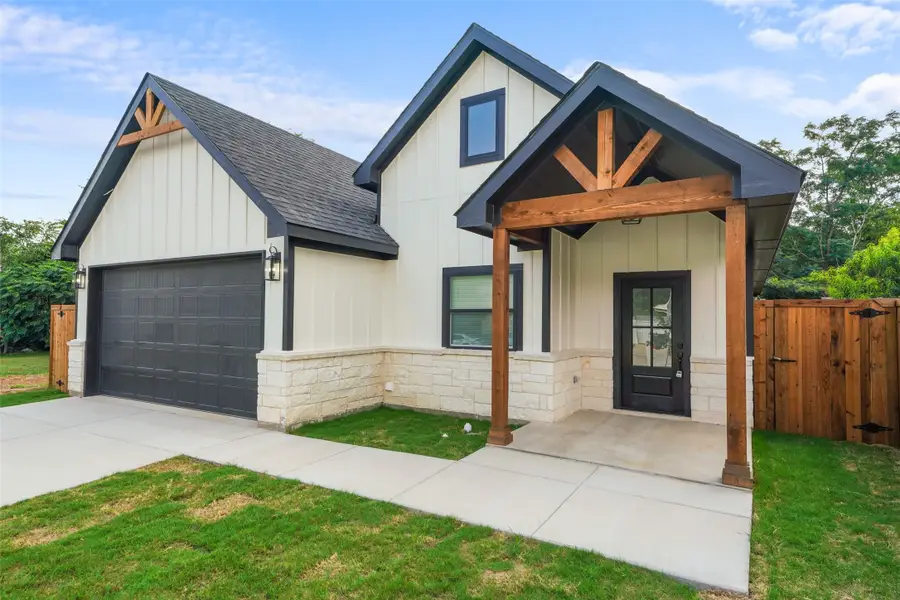 510 Paradise Street, Fort Worth, TX 76111 - #3