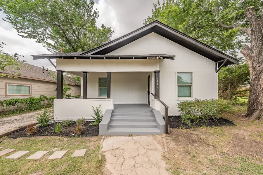 1416 E Myrtle Street, Fort Worth, TX 76104 - #2