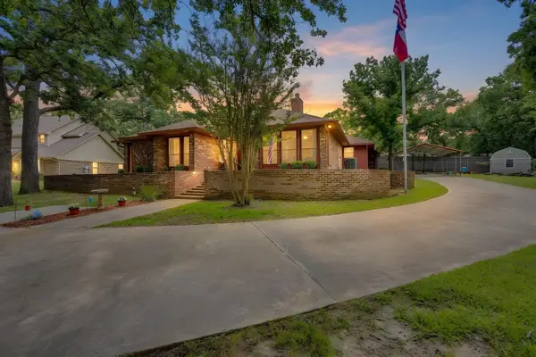 1508 Westcreek Drive, Azle, TX 76020