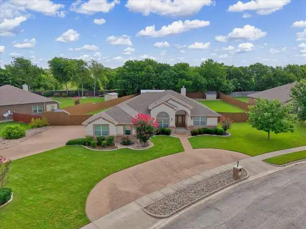 910 Springdale Lane, Lorena, TX 76655