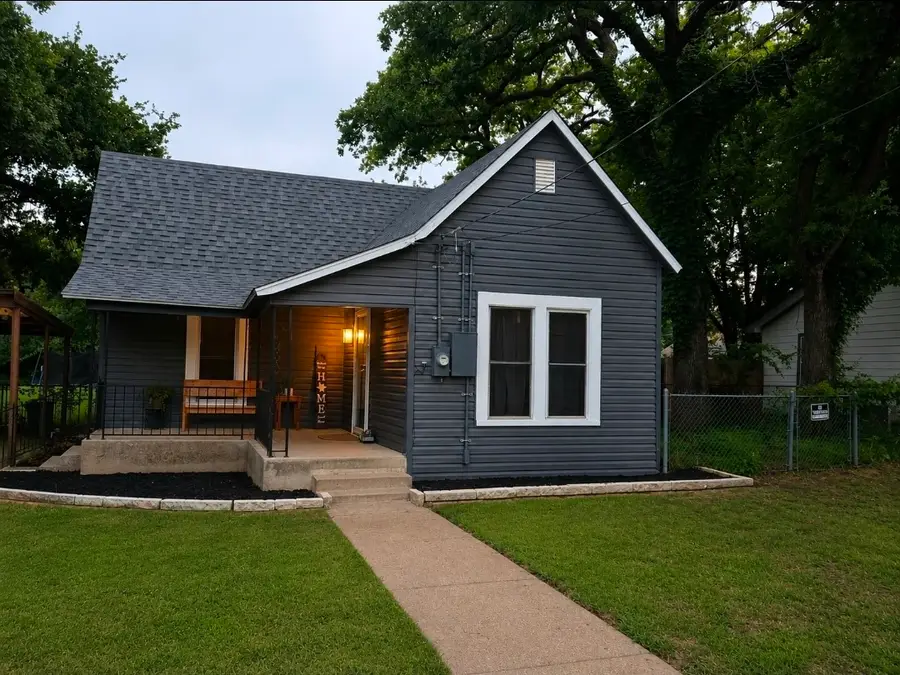 1011 Franklin Street, Weatherford, TX 76086 - #2