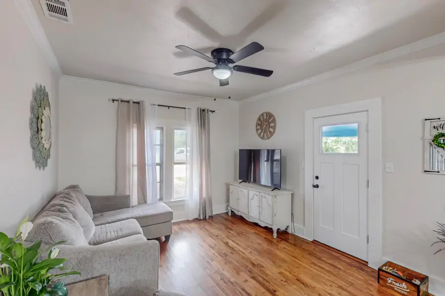 1011 Franklin Street, Weatherford, TX 76086 - #3