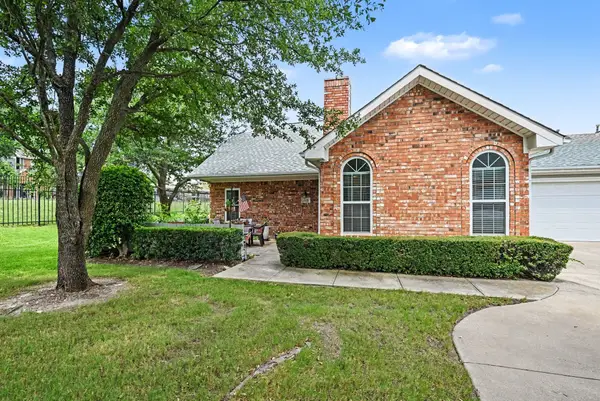 6123 Welden Court, Fort Worth, TX 76132