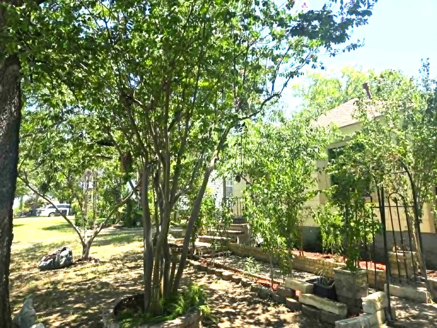 3528 Panola Avenue, Fort Worth, TX 76103 - #3