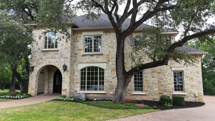 1012 Brae Court, Fort Worth, TX 76111 - #2