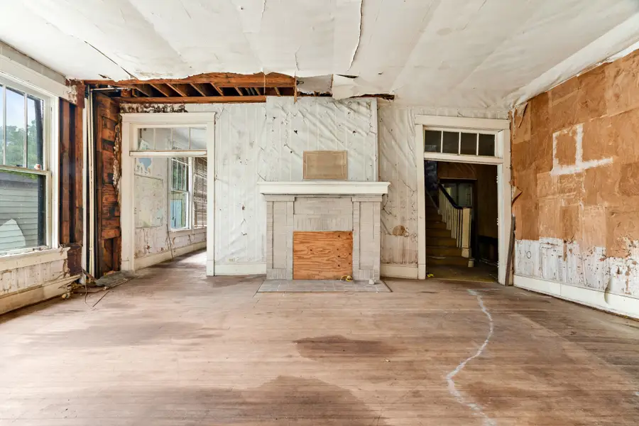946 S Church Street, Paris, TX 75460 - #2