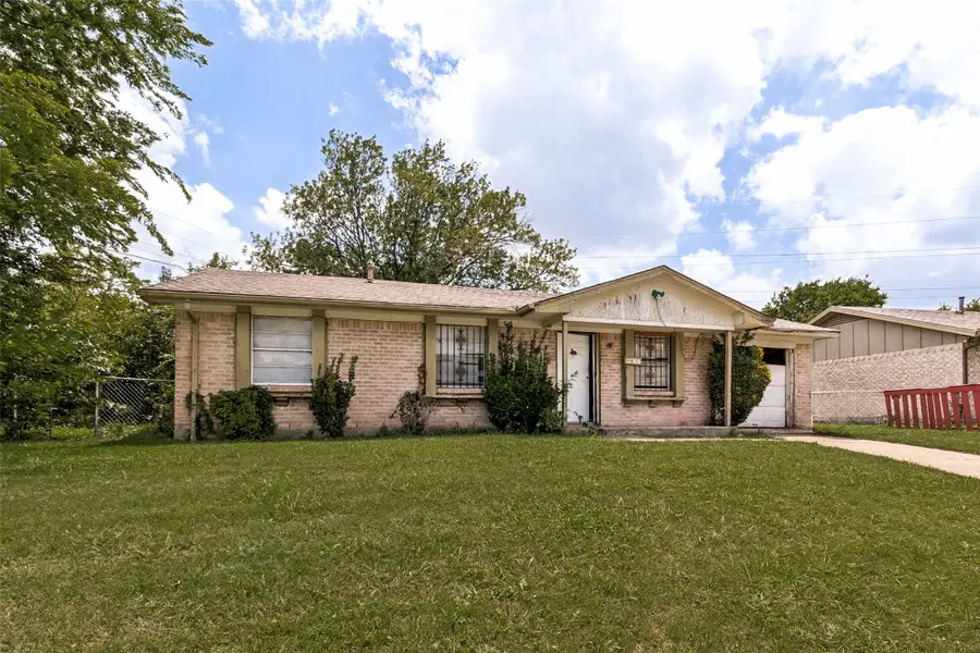 6419 Gentle River Drive, Dallas, TX 75241 - #2