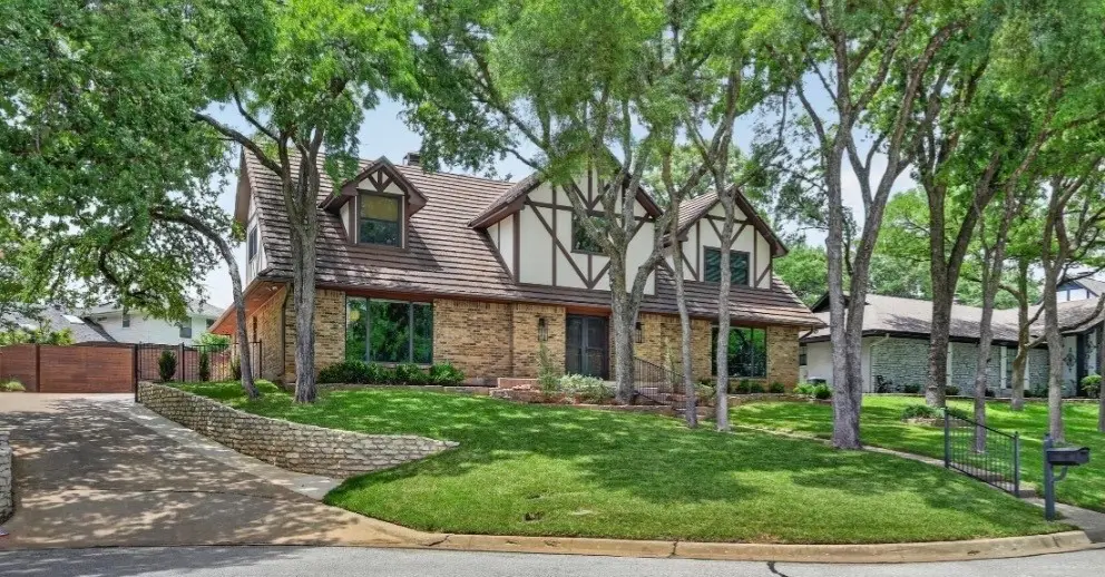 2304 Wakeforest Court, Arlington, TX 76012 - #1