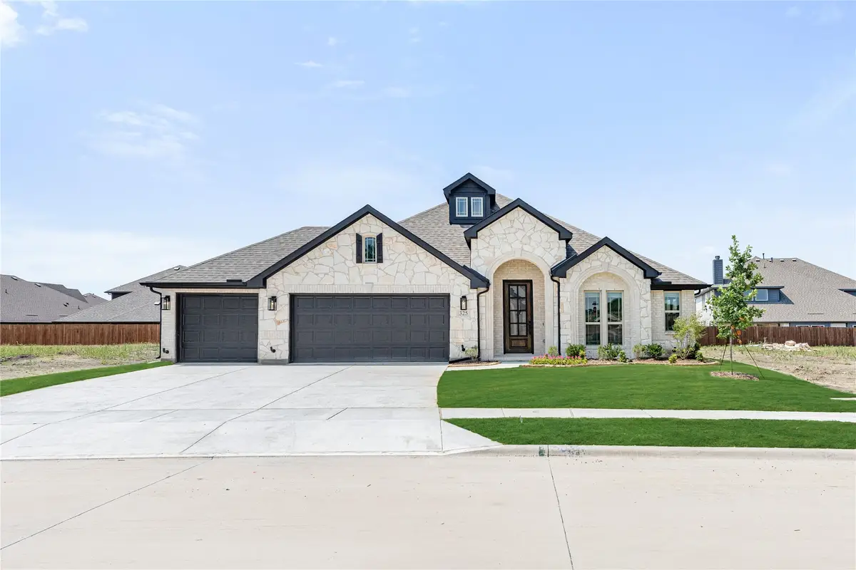 325 London Drive, Lavon, TX 75166 - #1