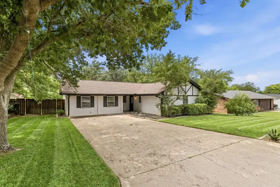 1213 Vivienne Street, Weatherford, TX 76086 - #2
