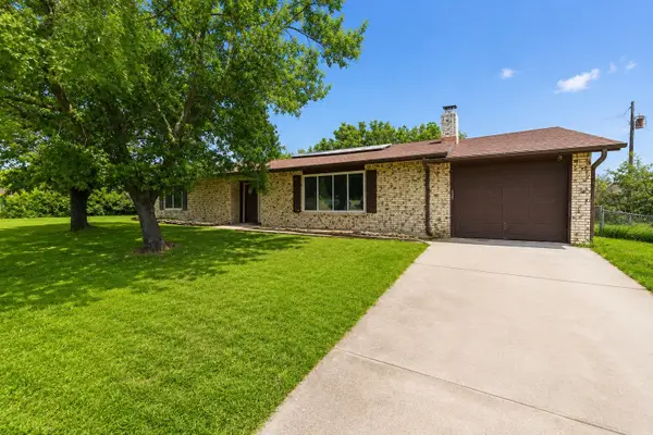 119 Dennis Street, Jacksboro, TX 76458