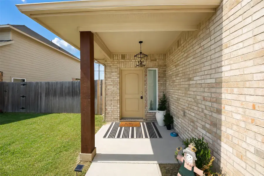 256 Natalie Drive, Grand Prairie, TX 75051 - #2
