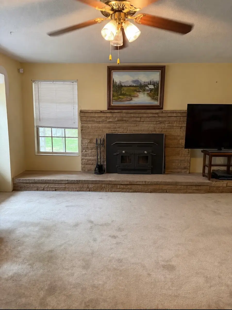 921 Sportsman Park Road, Azle, TX 76020 - #2