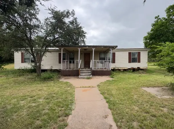 405 Munson Drive, Clyde, TX 79510