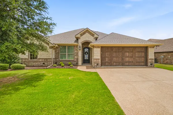 1010 Anna Circle, Granbury, TX 76048