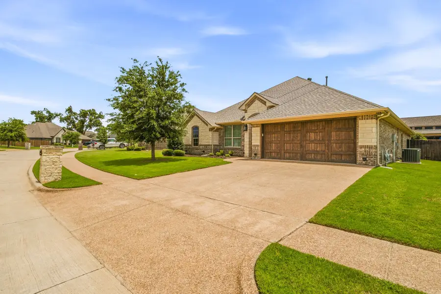 1010 Anna Circle, Granbury, TX 76048 - #3