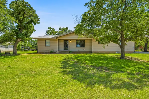 1331 Medlan Chapel Road, Graham, TX 76450