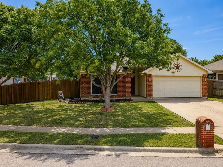 6003 Brookfall Drive, Arlington, TX 76018 - #2