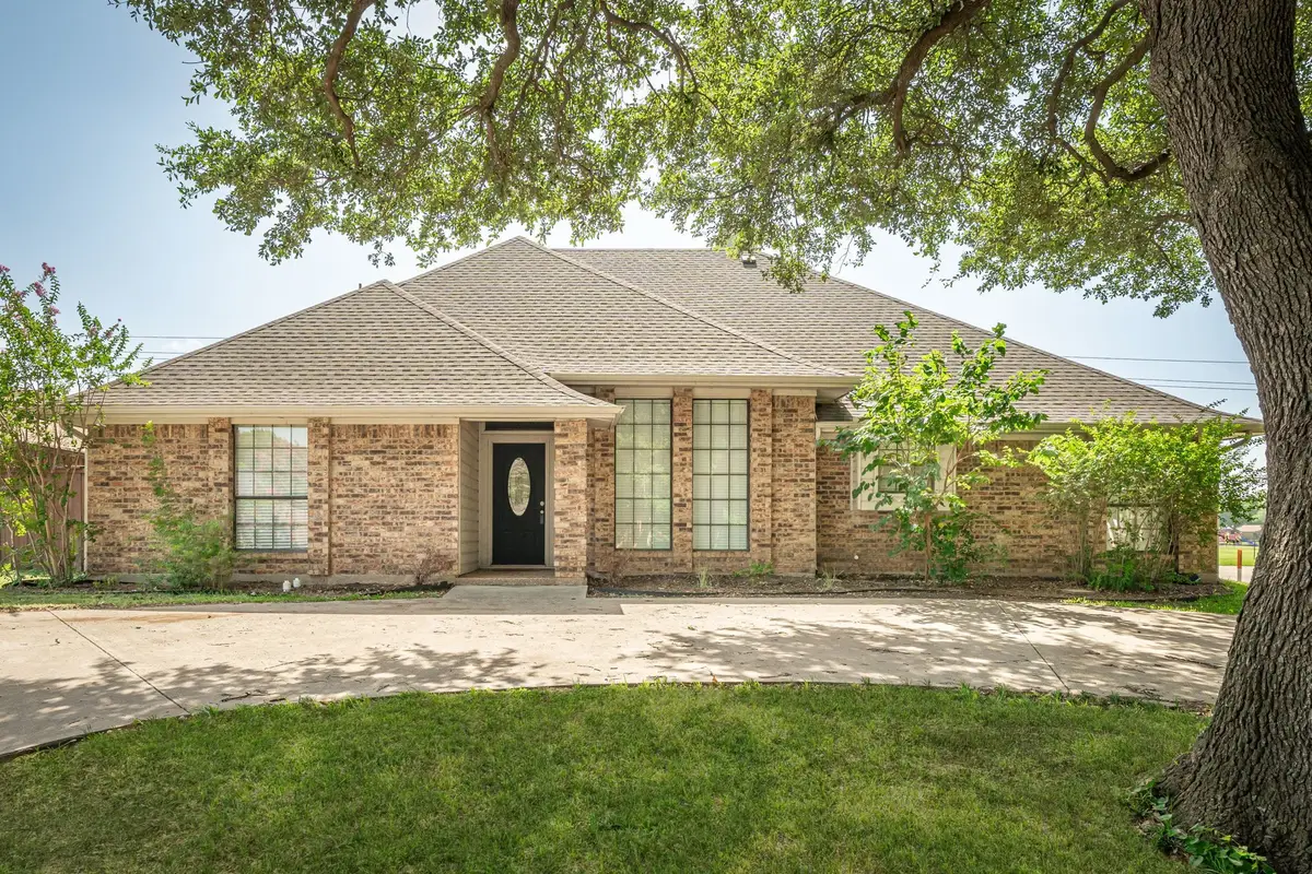 3901 Wagonwheel Drive, Plano, TX 75023 - #1