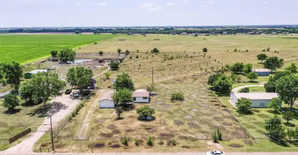 1814 Broadhead Road, Waxahachie, TX 75165