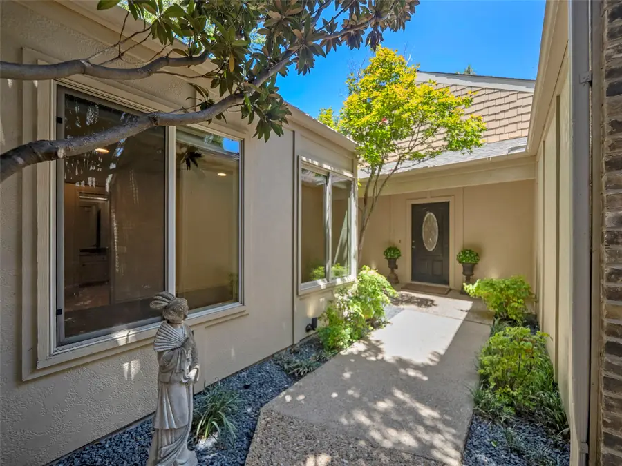 4101 Rush Circle, Addison, TX 75001 - #2