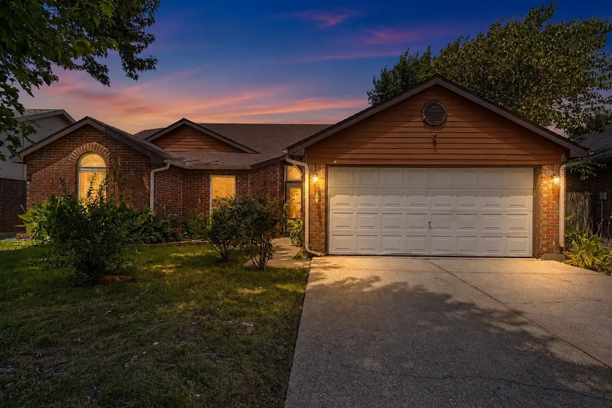 7949 Waterside Trail, Fort Worth, TX 76137 - #1