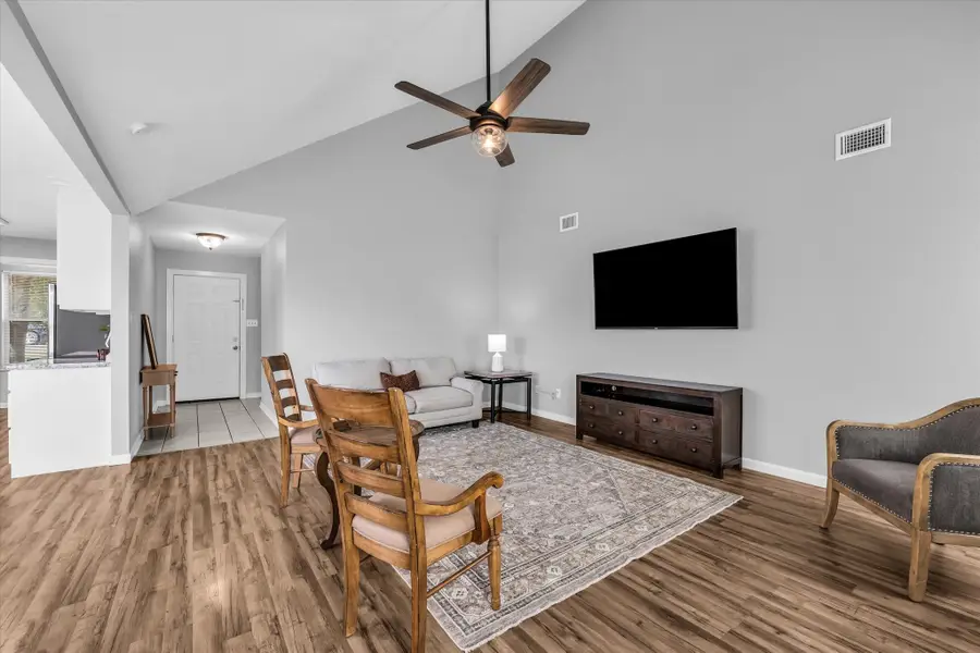 115 Turtle Cove Drive, Elm Mott, TX 76640 - #2