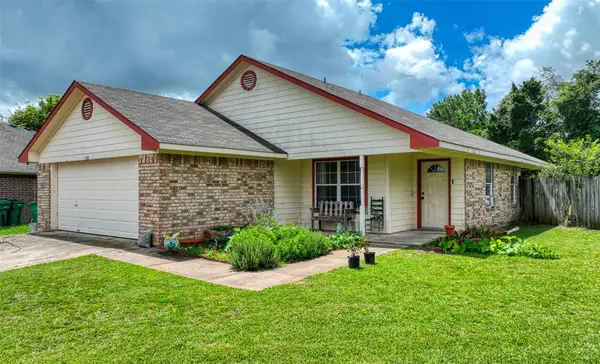 108 Wolf Lane, Lacy Lakeview, TX 76705