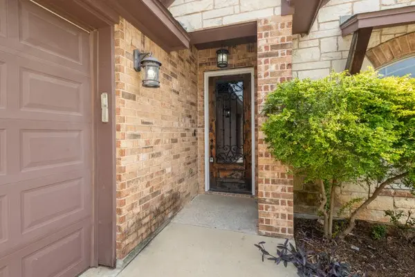 3324 Shawnee Trail, Lake Worth, TX 76135 - #3