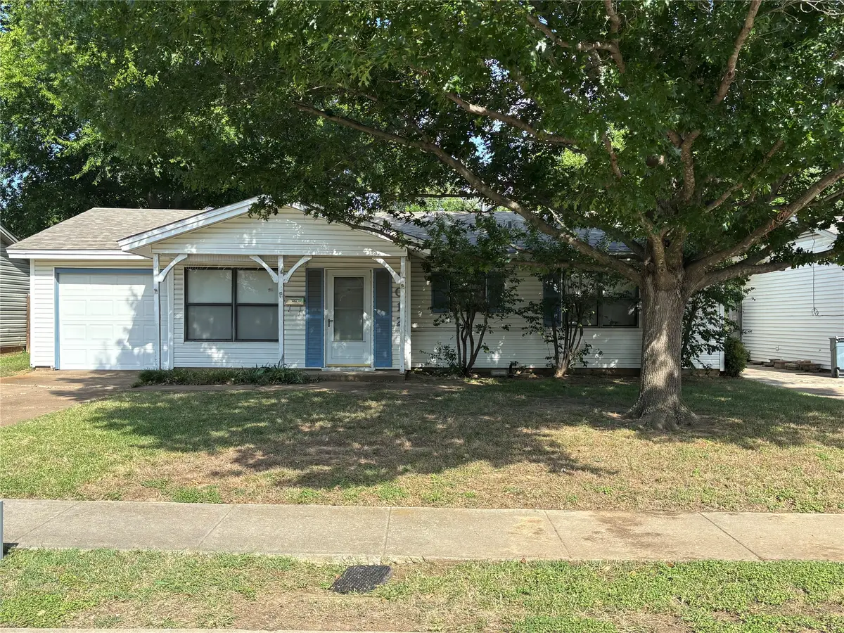 1012 Harris Drive, Euless, TX 76039 - #1