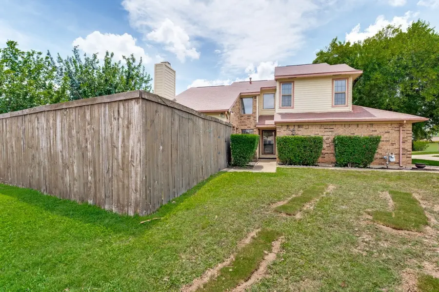 3828 Clover Hill Lane, Carrollton, TX 75007 - #2