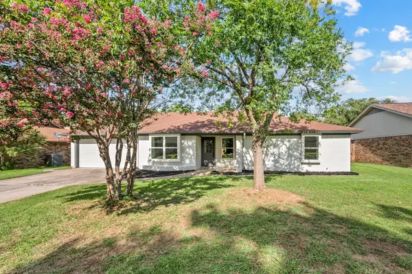 7624 Perkins Drive, North Richland Hills, TX 76182