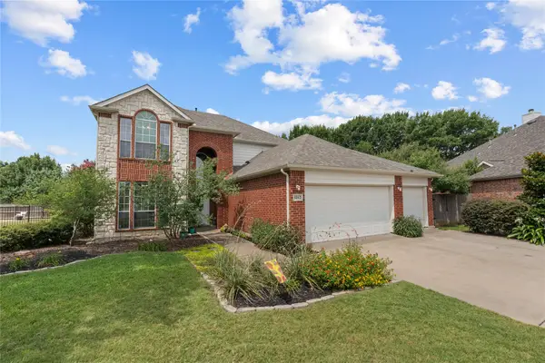 8102 Yucatan Court, Arlington, TX 76002